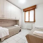 Guesthost - Ca' Mastro Bright Flat With Parking Apartamento Tavullia