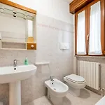 Apartamento Guesthost - Ca' Mastro Bright Flat With Parking Tavullia