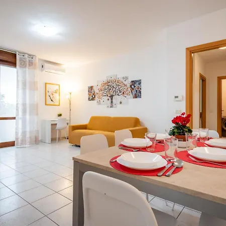 Ca' Mastro Bright Flat With Parking Apartment
