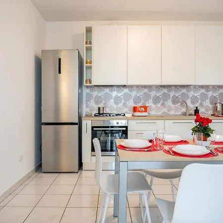 Appartement Guesthost - Ca' Mastro Bright Flat With Parking Tavullia