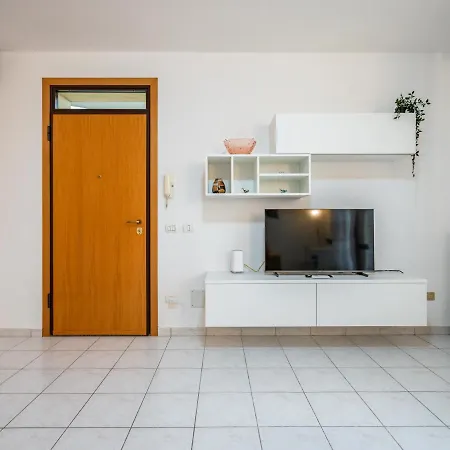 Apartment Ca' Mastro Bright Flat With Parking Tavullia