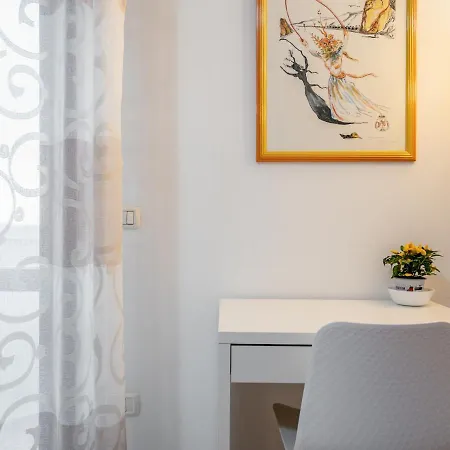 Ca' Mastro Bright Flat With Parking Apartment